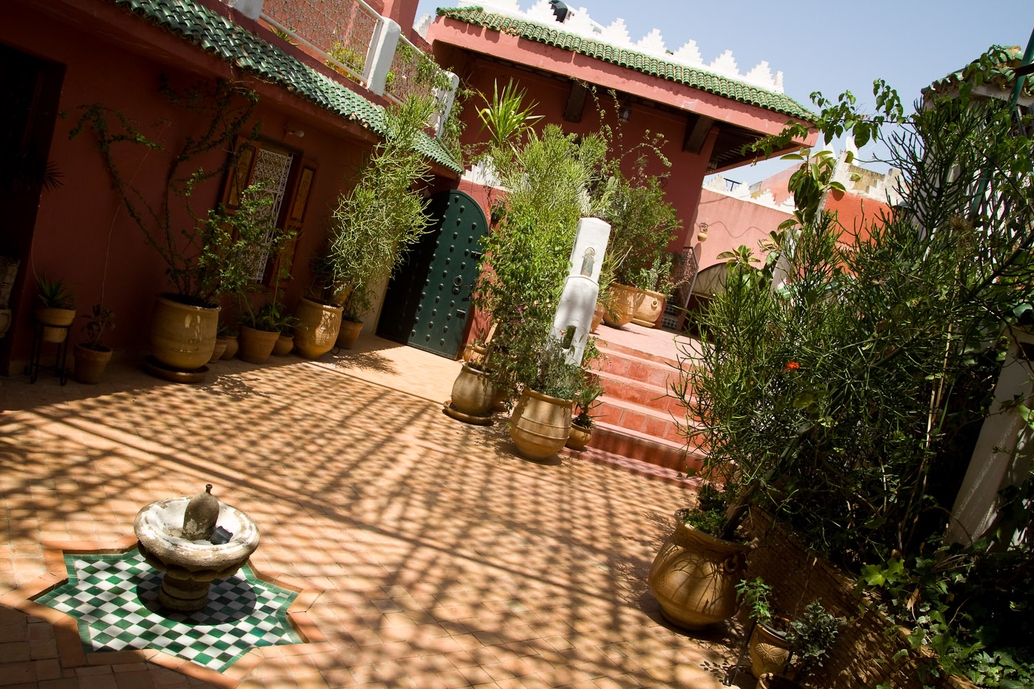 La terraza de la Maison d'Hôtes Riad Bahia - Meknès, Marruecos