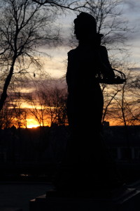 Estatua de La Violetera en el Jardín de las Vistillas